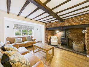 Sitting Room - click for photo gallery